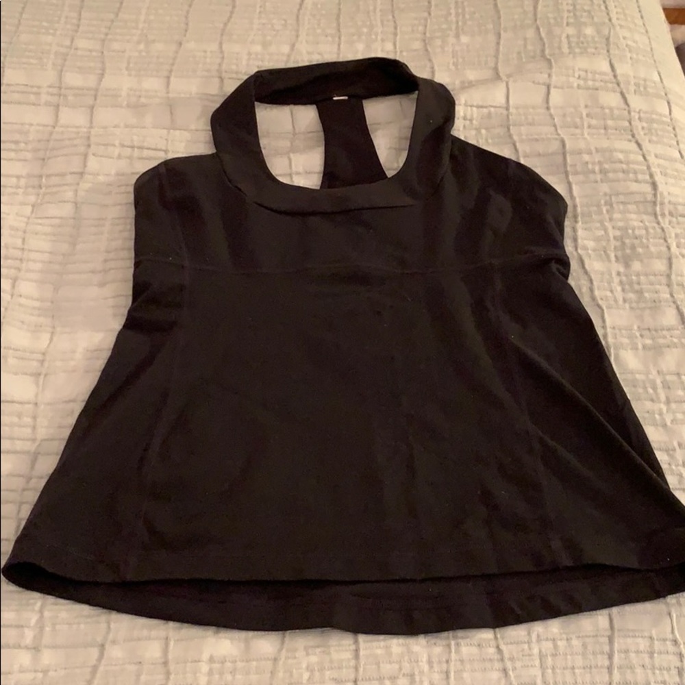 Lululemon tank with shelf bra black